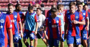 el plantel está en alerta por una deuda salarial y preocupado por la situación de Marcelo Moretti