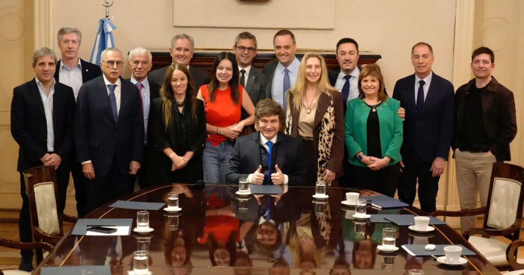 midieron a 12 dirigentes libertarios y ganó uno recién echado