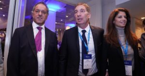 Scioli se queda pero le dividen la Secretaría y Santilli recupera poder