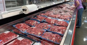 pese a la suba del precio, es Estados Unidos comen cada vez más carne
