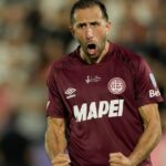 Utilice este título Lanús vs Sarmiento de La Banda, por la Copa Argentina: horario y cómo ver en vivo y cree en base a ese titulo original un titulo nuevo, preciso, comprensible y que no pierda relacion con el titulo original. Necesito que me devuelvas solo y nada mas que el titulo nuevo.