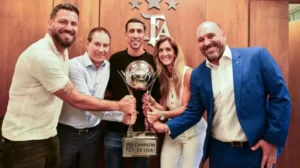 A Rosario le dieron el trofeo de campeón