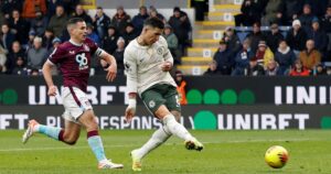 Enzo Fernández selló el triunfo de Chelsea, que da pelea en la Premier y le metió presión al Arsenal
