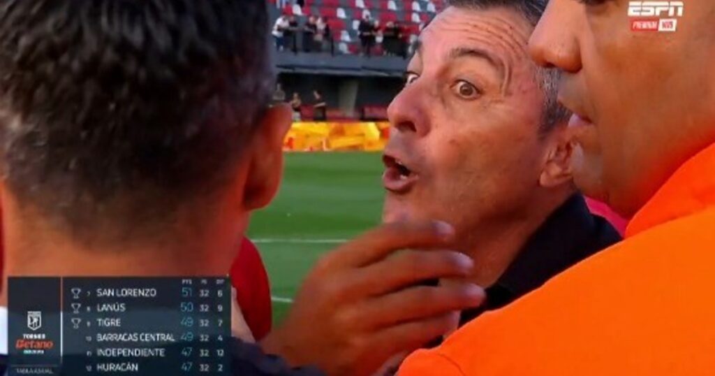la amenaza del árbitro Gariano a Kudelka tras el polémico Barracas-Huracán