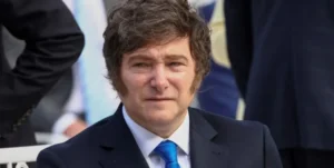 Milei oficializa nuevo fin de semana largo en diciembre por éxito turístico