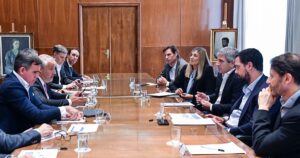 Preocupación del Gobierno y terminales automotrices por la caída de exportaciones