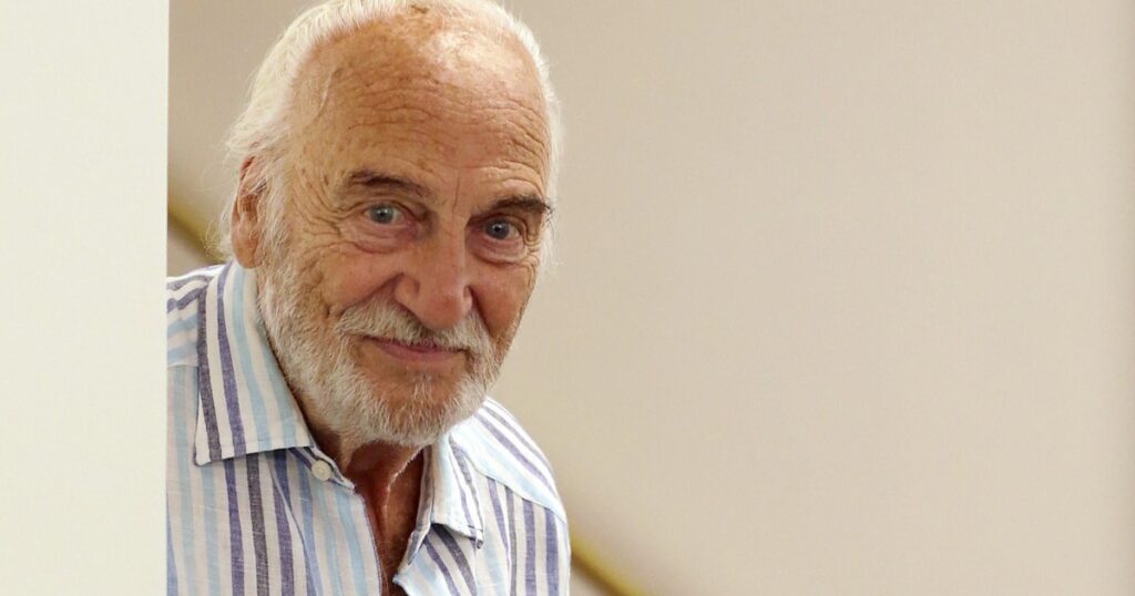 el recuerdo de su padre partisano, el club Chacarita y su mirada desde la madurez