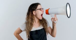 Qué significa hablar mucho de uno mismo, según la psicología