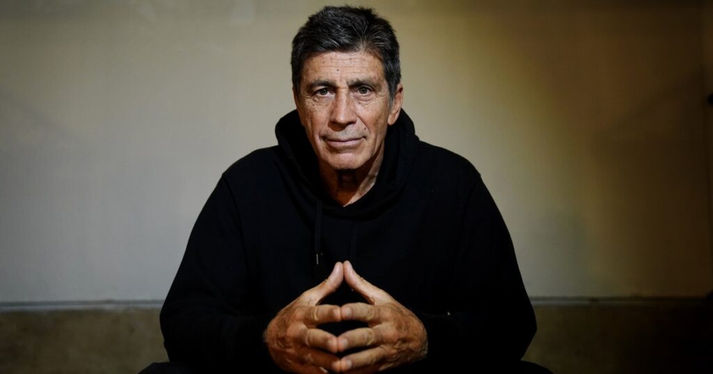 Nicolás Repetto lanza "Iré", su primer álbum, que marca el inicio de su nuevo proyecto musical