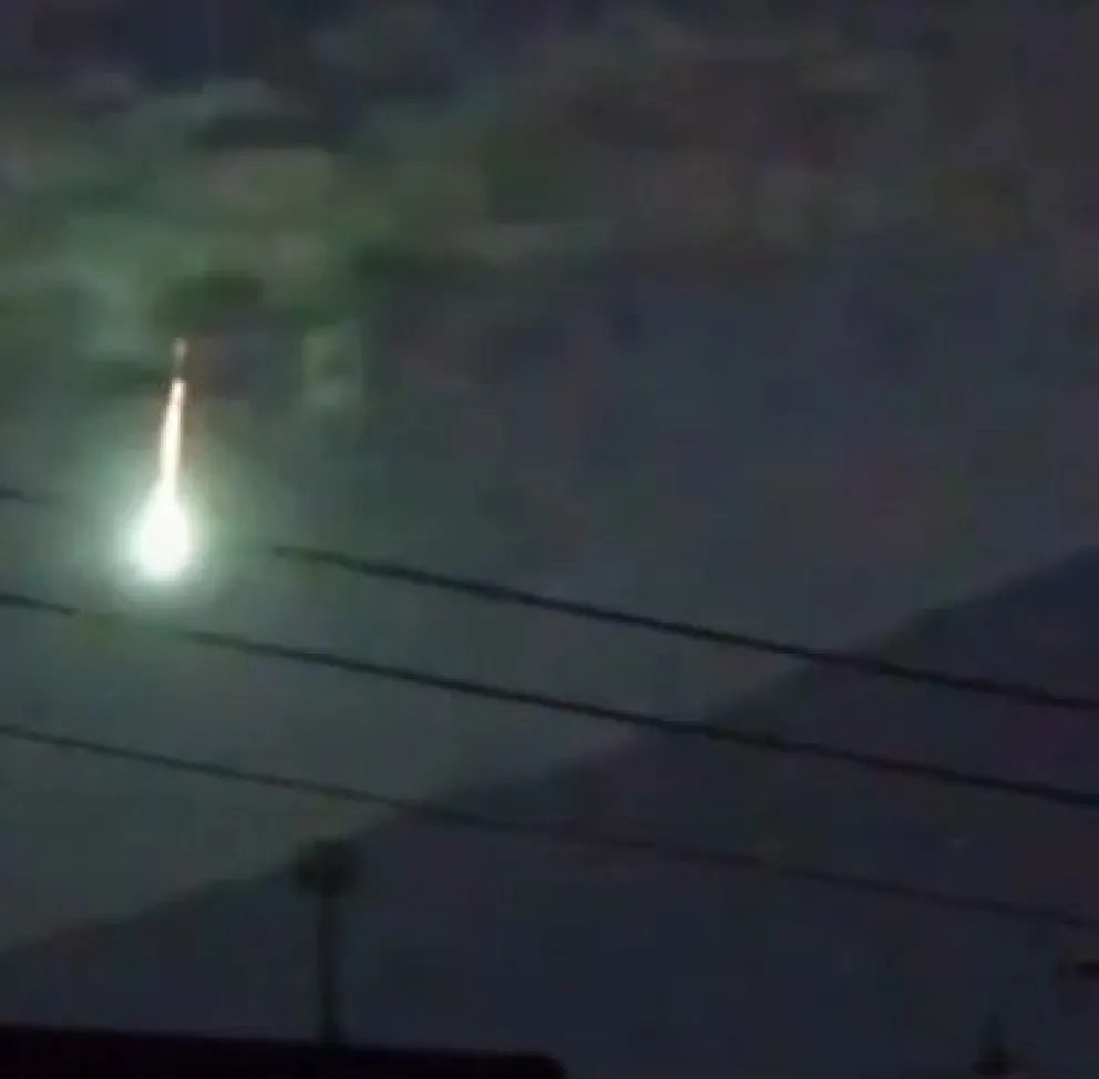 Un meteorito iluminó el cielo de Japón con una intensa luz verde