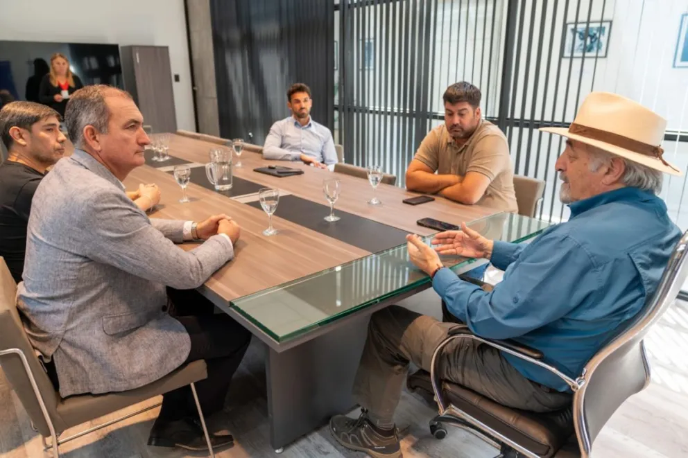 El Municipio y la Cámara Inmobiliaria articulan acciones para los afectados del cerro Hermitte