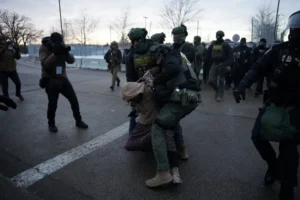 Jornada de huelga y movilización masiva en Minnesota contra operativos federales