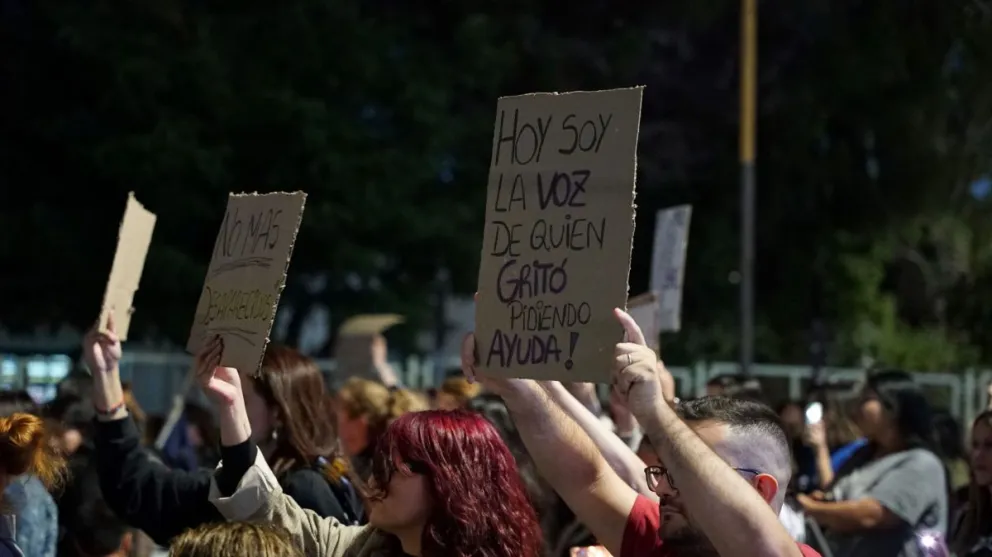 Marcha de antorchas por justicia y seguridad: "Comodoro tiene miedo"  