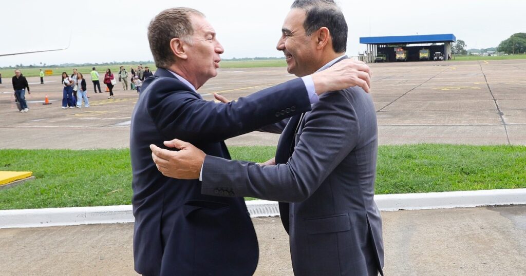 Santilli viaja a Corrientes en busca del apoyo de Gustavo Valdés en el Congreso a la reforma laboral