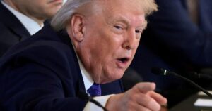 Trump amenaza a ocho países de Europa con aranceles de hasta un 25% si no le venden Groenlandia