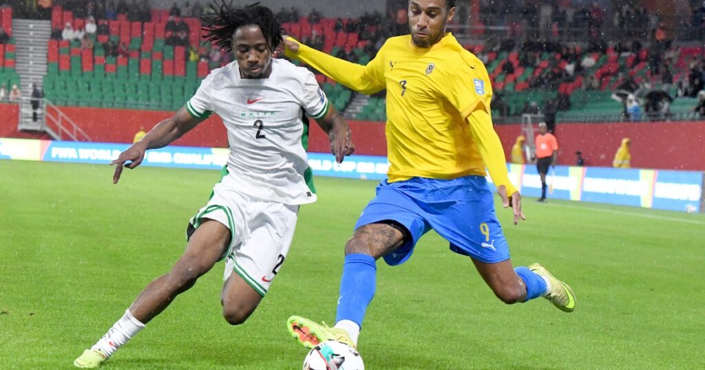 echó al DT y apuntó contra su estrella Aubameyang