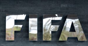 las nuevas reglas del fútbol para reducir las pérdidas de tiempo en los partidos