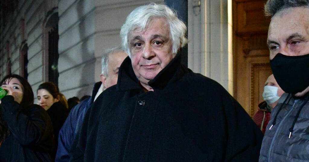 Alberto Samid está internado en Punta del Este y su esposa le pidió a Axel Kicillof un avión sanitario