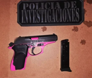Dos allanamientos por fuertes amenazas con arma de fuego