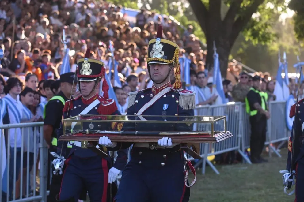 El sable corvo de San Martín ya está expuesto al público en Palermo: horarios y ubicación