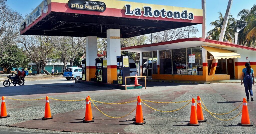 El sector privado en Cuba empieza a importar combustible para uso particular, pese al asedio petrolero de Estados Unidos