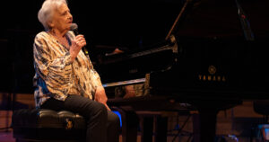 Hilda Herrera y Saúl Cosentino demuestran que el pasado no pesa cuando todavía empuja hacia adelante