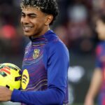 Utilice este título Lamine Yamal anotó tres goles por primera vez en su carrera, superó a Lionel Messi y el Barcelona aplastó al Villarreal y cree en base a ese titulo original un titulo nuevo, preciso, comprensible y que no pierda relacion con el titulo original. Necesito que me devuelvas solo y nada mas que el titulo nuevo.