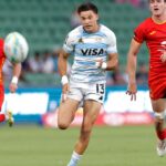 Utilice este título Los Pumas pasaron de un sábado triste a un domingo de alegría y terminaron quintos en el Seven de Perth: histórica victoria vs Francia y cree en base a ese titulo original un titulo nuevo, preciso, comprensible y que no pierda relacion con el titulo original. Necesito que me devuelvas solo y nada mas que el titulo nuevo.