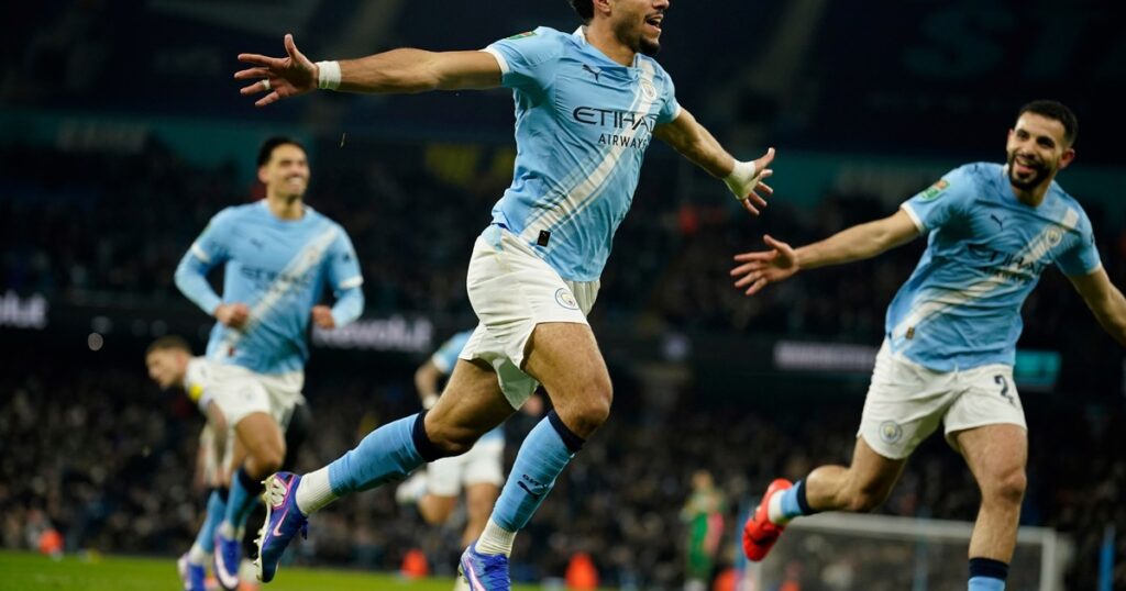 Manchester City se floreó ante Newcastle y habrá final ideal contra el Arsenal en la Copa de la Liga de Inglaterra