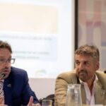 Utilice este título Marco Lavagna se despidió del INDEC, mientras desde Casa Rosada deslizan los motivos detrás de la renuncia y cree en base a ese titulo original un titulo nuevo, preciso, comprensible y que no pierda relacion con el titulo original. Necesito que me devuelvas solo y nada mas que el titulo nuevo.