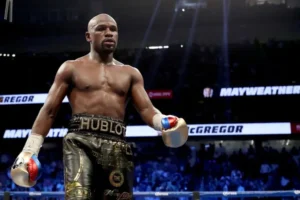 Mayweather vuelve al ring y enfrentará a Mike Tyson en África
