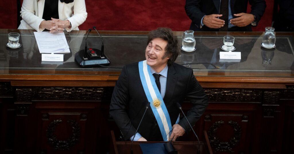 Milei invitó a un asado a los diputados y senadores de LLA tras su discurso en el Congreso