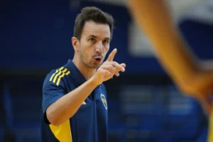 Nicolás Casalánguida debuta con Boca en Champions