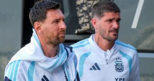 a qué hora y en qué ciudad