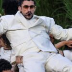 Utilice este título  ganó el Grammy, batió récords en el Super Bowl y ahora llega a la Argentina para llenar tres River y cree en base a ese titulo original un titulo nuevo, preciso, comprensible y que no pierda relacion con el titulo original. Necesito que me devuelvas solo y nada mas que el titulo nuevo.