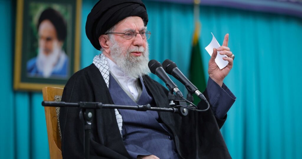 la furiosa respuesta del líder supremo de Irán a Donald Trump