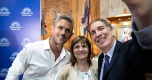 reuniones y negociaciones frenéticas por la reforma laboral a horas de una sesión clave en el Congreso