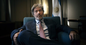 "Confío plenamente en el Presidente y en sus explicaciones"