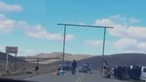 Denuncian que un privado cerró accesos y dejó a familias aisladas en la Cordillera