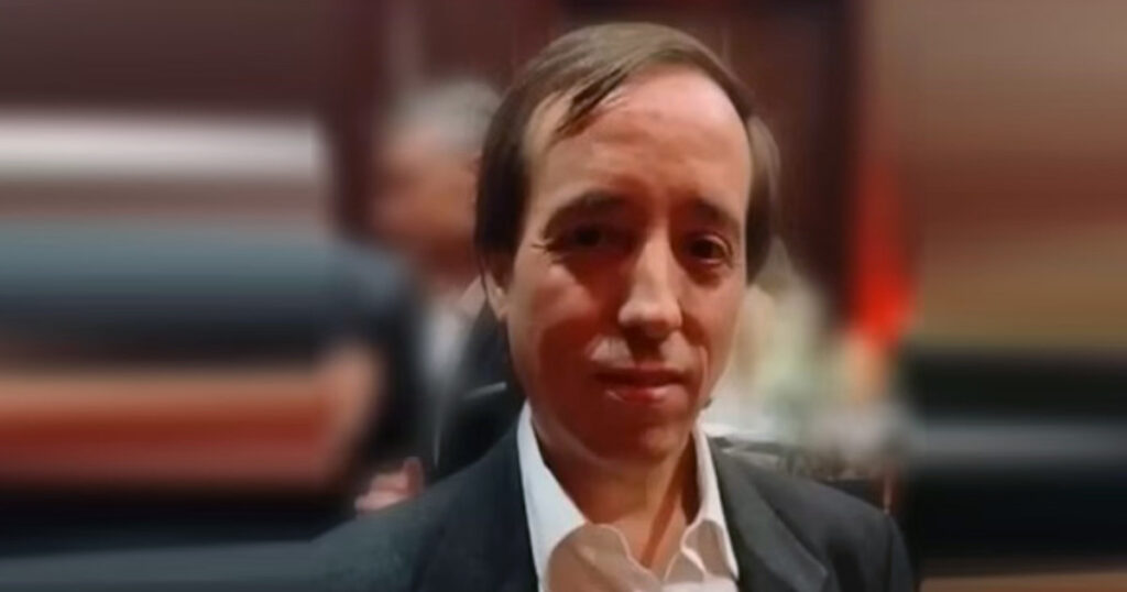 "Diez lucas al que se pone en bolas" y otras frases clave en la acusación contra Marcelo Porcel por abuso sexual