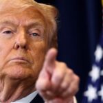 Utilice este título Donald Trump afirma que la guerra contra Irán está “prácticamente terminada” y frena la estampida del precio del petróleo y cree en base a ese titulo original un titulo nuevo, preciso, comprensible y que no pierda relacion con el titulo original. Necesito que me devuelvas solo y nada mas que el titulo nuevo.