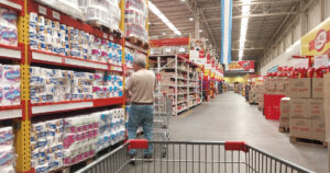 El deterioro de los salarios complica la reactivación de la actividad económica