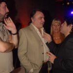 Utilice este título “Fue el Maradona en los relatos”, así despidió el mundo del fútbol al relator que marcó una época y cree en base a ese titulo original un titulo nuevo, preciso, comprensible y que no pierda relacion con el titulo original. Necesito que me devuelvas solo y nada mas que el titulo nuevo.