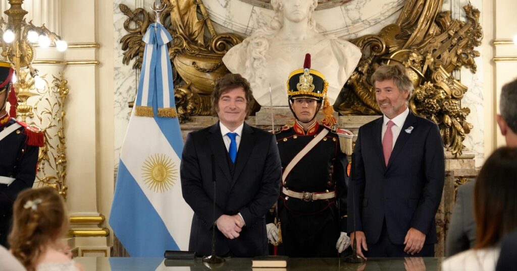 Juan Bautista Mahiques pide antecedentes penales y datos fiscales de los postulantes para arrancar la selección