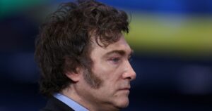 Nueva encuesta con tres datos llamativos y muy malos para Javier Milei