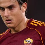 Utilice este título Paulo Dybala se operó la rodilla izquierda pensando a futuro y complica su presencia en el Mundial con la Selección Argentina y cree en base a ese titulo original un titulo nuevo, preciso, comprensible y que no pierda relacion con el titulo original. Necesito que me devuelvas solo y nada mas que el titulo nuevo.