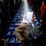 Utilice este título Sur, paredón y después… la Argentina tras el golpe y cree en base a ese titulo original un titulo nuevo, preciso, comprensible y que no pierda relacion con el titulo original. Necesito que me devuelvas solo y nada mas que el titulo nuevo.