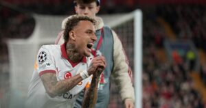 el drama de Noa Lang, el futbolista de Galatasaray que será operado para reconstruirle el pulgar