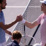 Utilice este título las estrellas exigen una porción más justa del negocio y cree en base a ese titulo original un titulo nuevo, preciso, comprensible y que no pierda relacion con el titulo original. Necesito que me devuelvas solo y nada mas que el titulo nuevo.