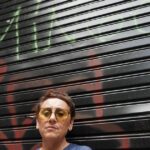 Utilice este título ¿Por qué vos te salvaste? Una pregunta vigente y cree en base a ese titulo original un titulo nuevo, preciso, comprensible y que no pierda relacion con el titulo original. Necesito que me devuelvas solo y nada mas que el titulo nuevo.